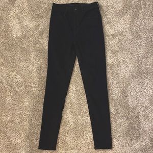 American Eagle size 8 long black skinny jeans super stretch